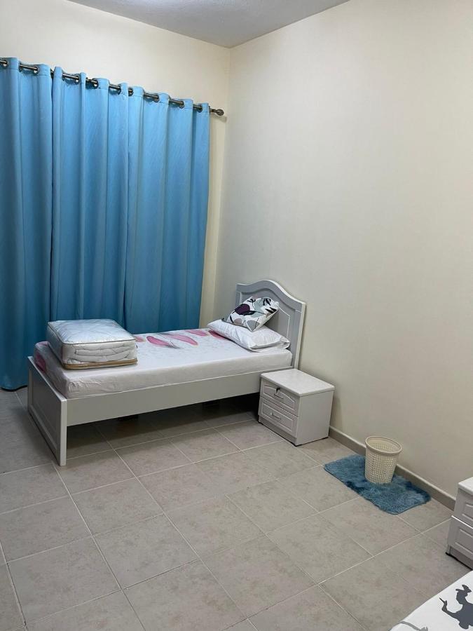 Kaya Hostel Dubai Eksteriør billede