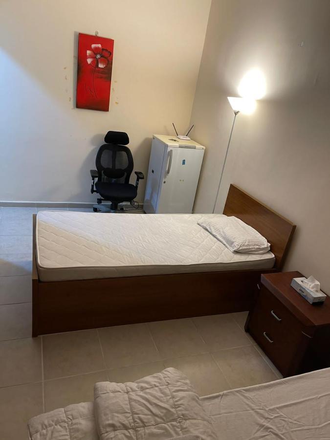 Kaya Hostel Dubai Eksteriør billede